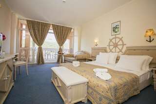 Курортные отели Royal Park Hotel - All Inclusive Елените Двухместный номер с 1 кроватью и видом на парк (для 2 взрослых)-1